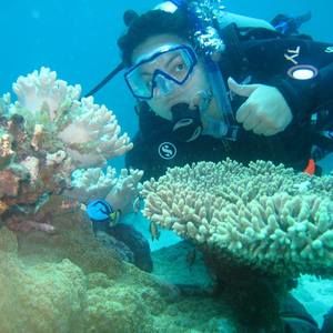 Meet your Posher, Lourdes